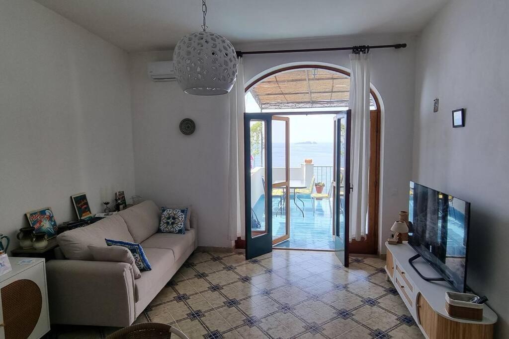 Casa Intiso - Two Double Bedroom Apartment Positano Luaran gambar